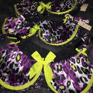 Cacique purple, white, and citron leopard bra 38F